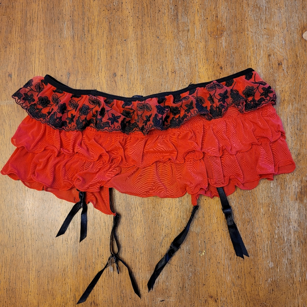 Seven til Midnight Red and Black Ruffled Garter Belt - Size M/L